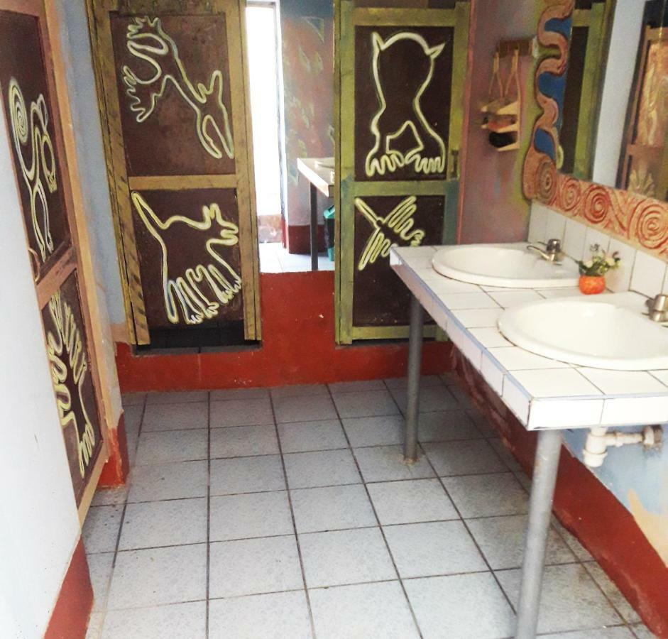 Mama Chelita Hotel Nazca Buitenkant foto